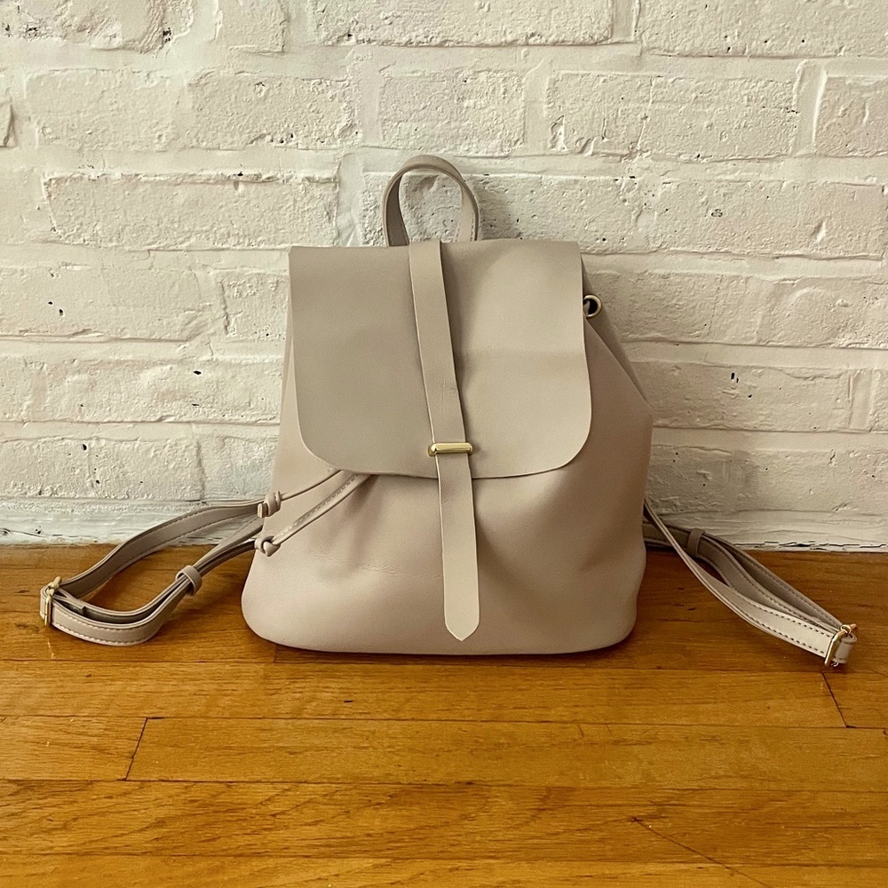 Stelen “Patricia” Lavender Leather backpack - Picture 1 of 3